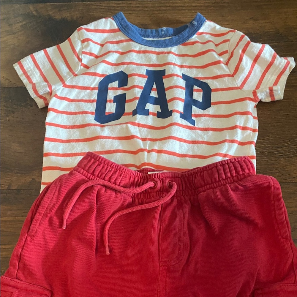 Gap top and Gymboree shorts 2T